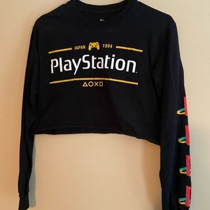 Black long sleeve cropped shirt